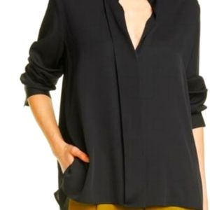 Sale❤VINCE Silk Blouse